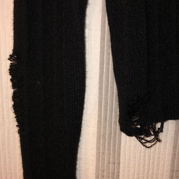 Distressed Crop Sweater - Picture 5 of 7